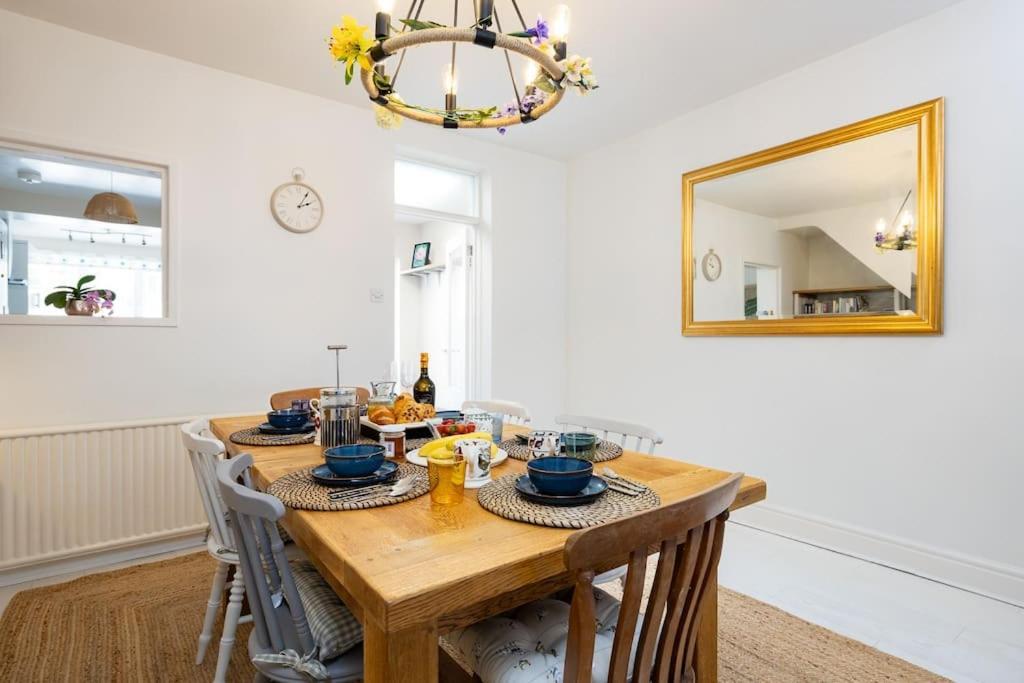 Pure B - Welcoming Bath City 3 Bed House Free Parking & Wifi Buitenkant foto