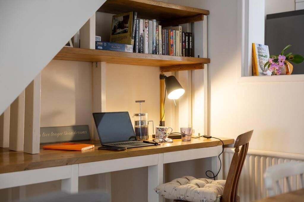 Pure B - Welcoming Bath City 3 Bed House Free Parking & Wifi Buitenkant foto